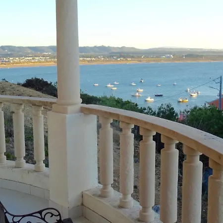 別荘 Lighthouse - House With Amazing Sea Views *