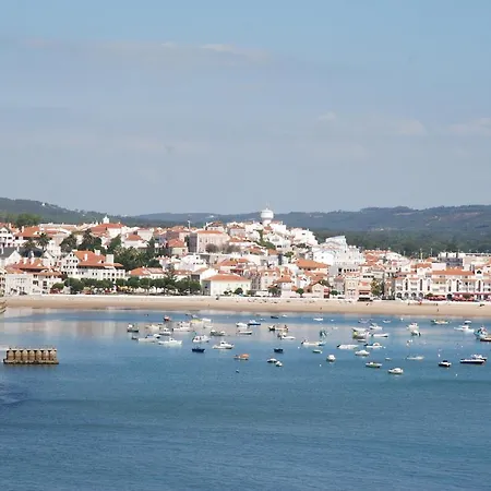 Lighthouse - House With Amazing Sea Views サン・マルティーニョ・ド・ポルト
