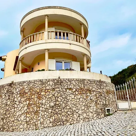 Lighthouse - House With Amazing Sea Views Holiday home *