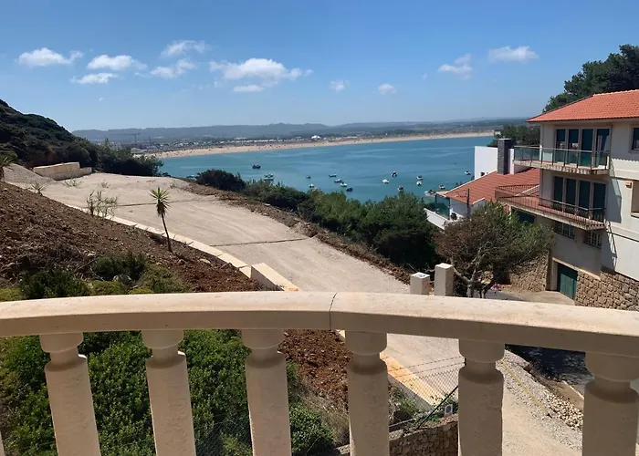 Lighthouse - House With Amazing Sea Views