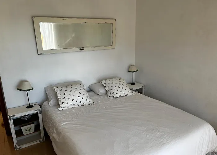 Lighthouse - House With Amazing Sea Views *